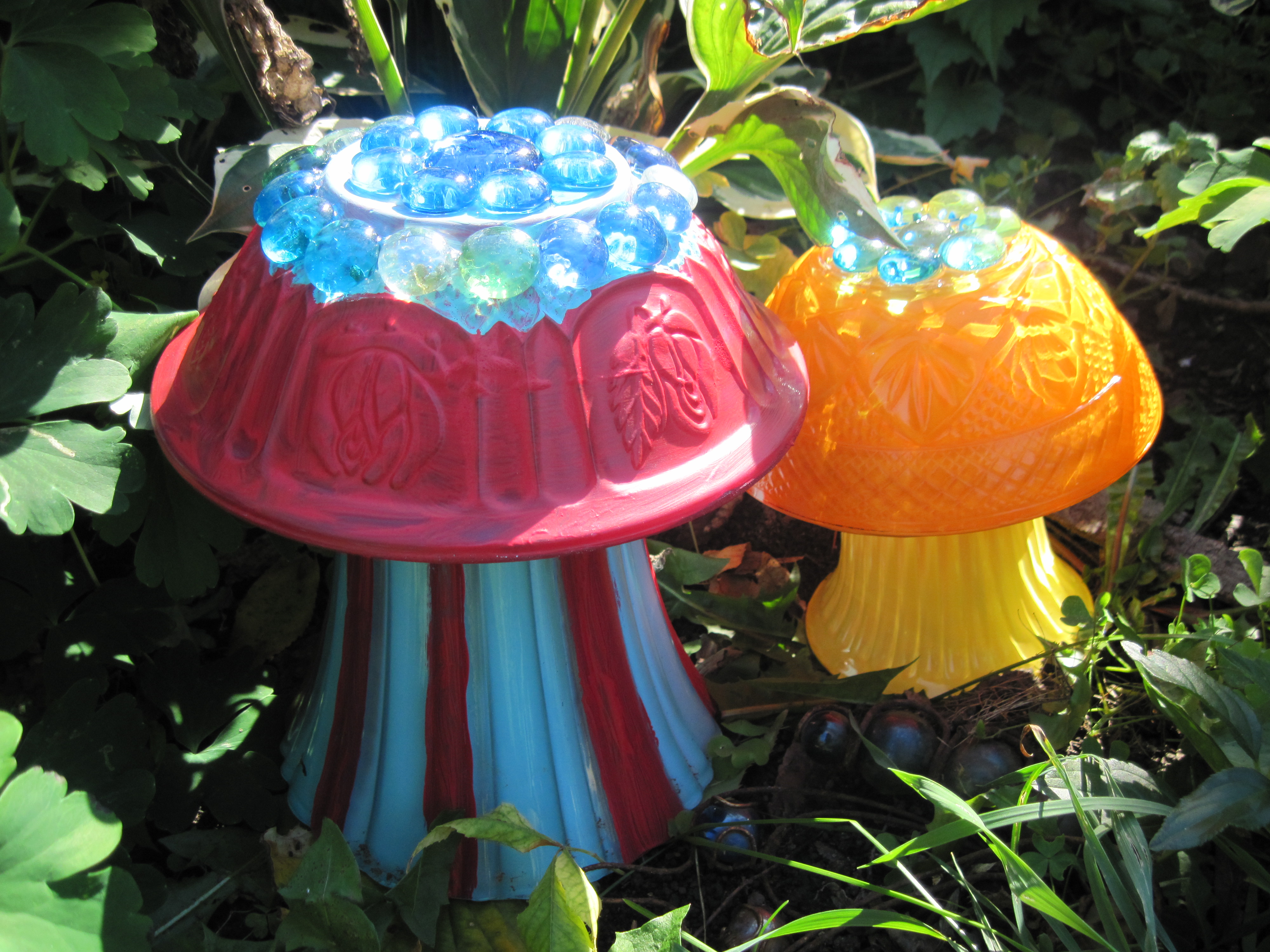 Painted Glass Beaded Mushrooms for the Garden