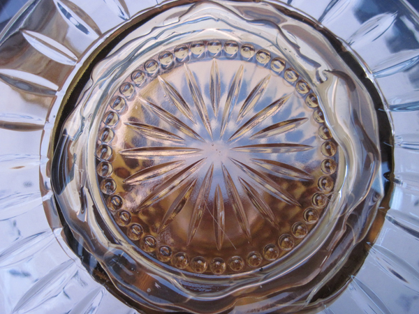 Gold Glass Solar Light Sculpture