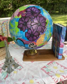 Circle the Globe (Art Globe)